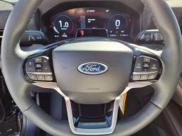 Ford Explorer Platinum RWD 2026