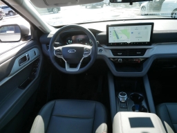 Ford Explorer Active w/200A Pkg 4WD 2026