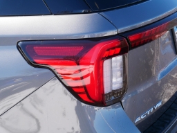 Ford Explorer Active w/200A Pkg 4WD 2026