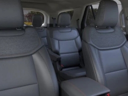 Ford Explorer Active 4WD 2025