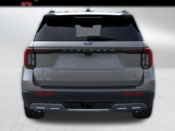 Ford Explorer Active w/200A Pkg 4WD 2026