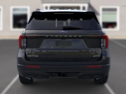 Ford Explorer Active w/200A Pkg 4WD 2026