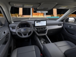 Ford Explorer Active 4WD 2025