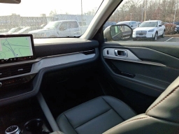 Ford Explorer Active 4WD 2026