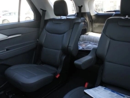 Ford Explorer Active w/200A Pkg 4WD 2026