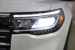 Ford Explorer Active w/200A Pkg 4WD 2026