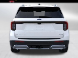 Ford Explorer Platinum 4WD 2026