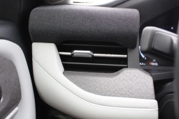 Ford Explorer Platinum 4WD 2026