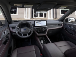 Ford Explorer Platinum 4WD 2026