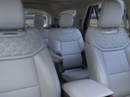 Ford Explorer Platinum 4WD 2026