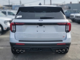 Ford Explorer ST 4WD 2026