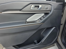 Ford Explorer Tremor 4WD 2026