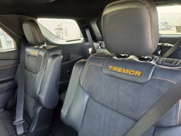 Ford Explorer Tremor 4WD 2026