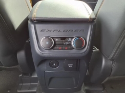 Ford Explorer Tremor 4WD 2026