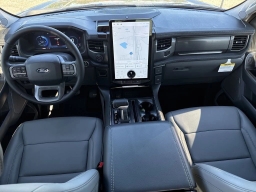 Ford F-150 Lightning Flash 4WD SuperCrew 5.5' Box 2025