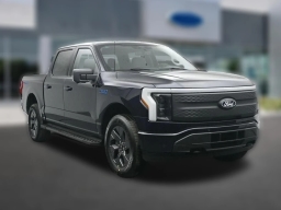 Ford F-150 Lightning Flash 4WD SuperCrew 5.5' Box 2025