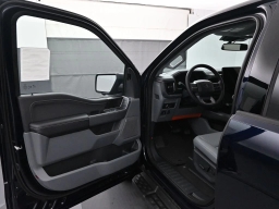 Ford F-150 Lightning Flash 4WD SuperCrew 5.5' Box 2025