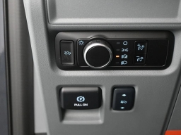 Ford F-150 Lightning Flash 4WD SuperCrew 5.5' Box 2025