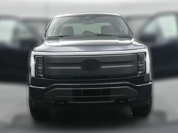 Ford F-150 Lightning Flash 4WD SuperCrew 5.5' Box 2025