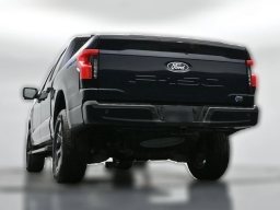 Ford F-150 Lightning Flash 4WD SuperCrew 5.5' Box 2025