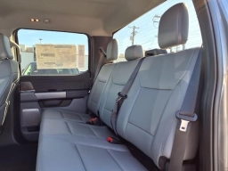 Ford F-150 Lightning Flash 4WD SuperCrew 5.5' Box 2025