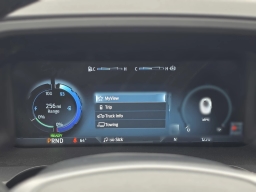 Ford F-150 Lightning Flash 4WD SuperCrew 5.5' Box 2025