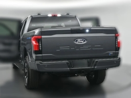 Ford F-150 Lightning Flash 4WD SuperCrew 5.5' Box 2025