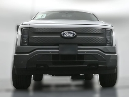 Ford F-150 Lightning Flash 4WD SuperCrew 5.5' Box 2025