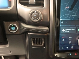 Ford F-150 Lightning Flash 4WD SuperCrew 5.5' Box 2025