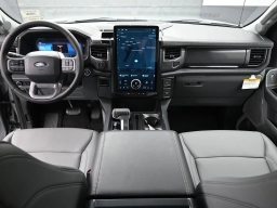 Ford F-150 Lightning Flash 4WD SuperCrew 5.5' Box 2025