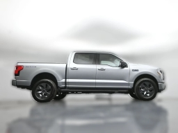 Ford F-150 Lightning Flash 4WD SuperCrew 5.5' Box 2025