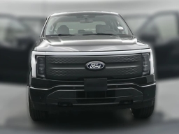 Ford F-150 Lightning Flash 4WD SuperCrew 5.5' Box 2025