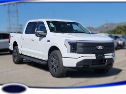 Ford F-150 Lightning Flash 4WD SuperCrew 5.5' Box 2025