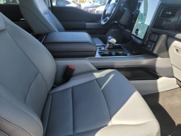 Ford F-150 Lightning Flash 4WD SuperCrew 5.5' Box 2025