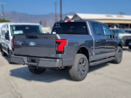 Ford F-150 Lightning Flash 4WD SuperCrew 5.5' Box 2025