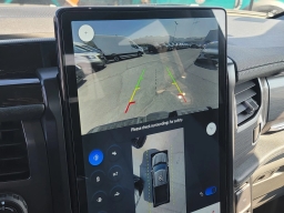 Ford F-150 Lightning Flash 4WD SuperCrew 5.5' Box 2025