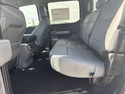 Ford F-150 Lightning Flash 4WD SuperCrew 5.5' Box 2025