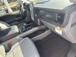 Ford F-150 Lightning Flash 4WD SuperCrew 5.5' Box 2025