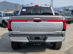 Ford F-150 Lightning LARIAT 4WD SuperCrew 5.5' Box 2025