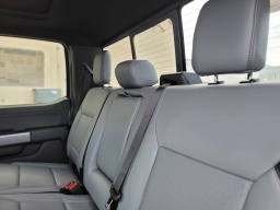 Ford F-150 Lightning LARIAT 4WD SuperCrew 5.5' Box 2025