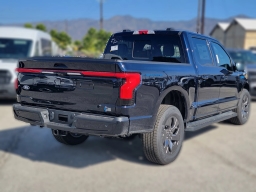 Ford F-150 Lightning LARIAT 4WD SuperCrew 5.5' Box 2025