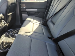 Ford F-150 Lightning LARIAT 4WD SuperCrew 5.5' Box 2025