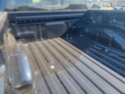 Ford F-150 Lightning LARIAT 4WD SuperCrew 5.5' Box 2025