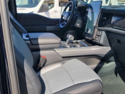 Ford F-150 Lightning LARIAT 4WD SuperCrew 5.5' Box 2025