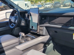 Ford F-150 Lightning LARIAT 4WD SuperCrew 5.5' Box 2025