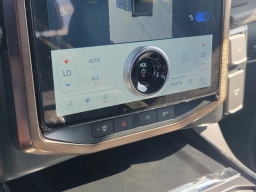 Ford F-150 Lightning LARIAT 4WD SuperCrew 5.5' Box 2025