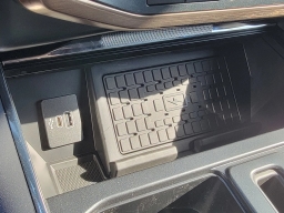 Ford F-150 Lightning LARIAT 4WD SuperCrew 5.5' Box 2025