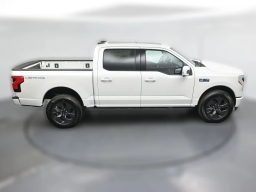 Ford F-150 Lightning LARIAT 4WD SuperCrew 5.5' Box 2025