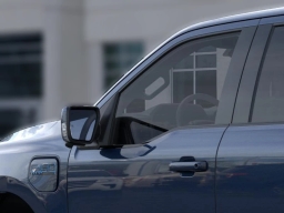 Ford F-150 Lightning LARIAT 4WD SuperCrew 5.5' Box 2025