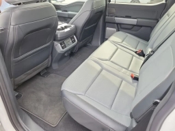 Ford F-150 Lightning LARIAT 4WD SuperCrew 5.5' Box 2025